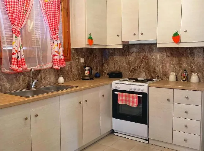 House With Sea And Mountain View Vakantiehuis *